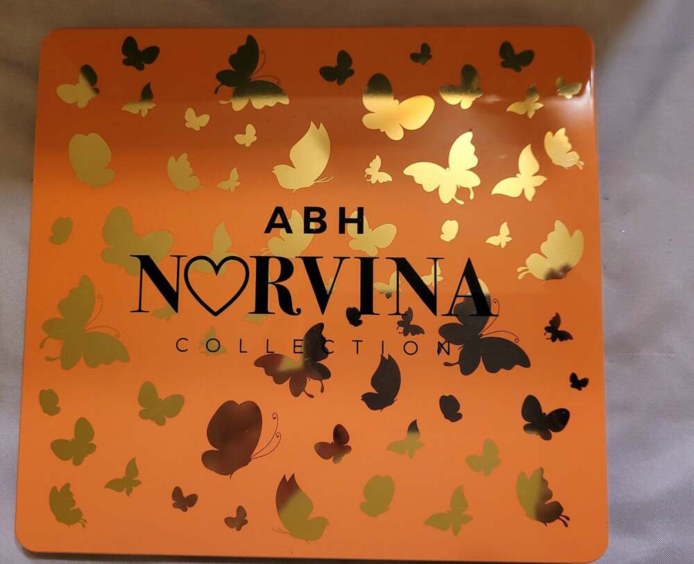 Anastasia Beverly Hills NORVINA Pro Pigment Volume 3 Palette
